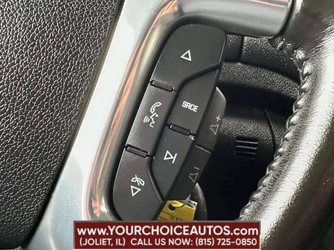 Used 2016 Chevrolet Traverse LT w/ Style and Technology Package image 47