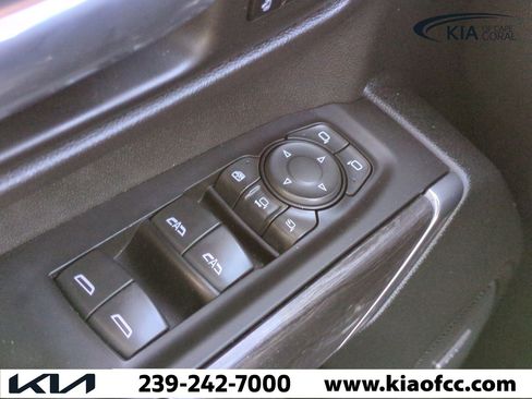 Used 2020 Chevrolet Silverado 2500 LTZ w/ LTZ Premium Package image 23