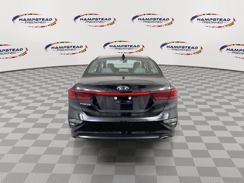 Used 2019 Kia Forte LXS FWD image 7