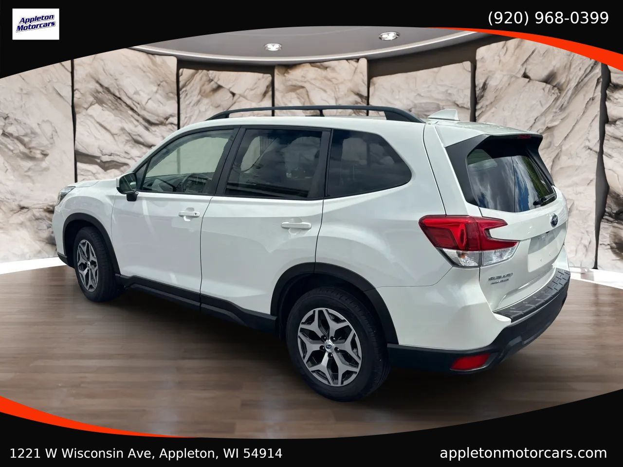 Used 2019 Subaru Forester Premium AWD/4WD image 4