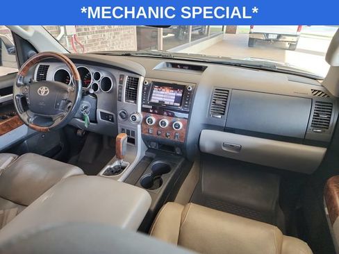 Used 2011 Toyota Tundra Limited w/ Platinum Pkg AWD/4WD image 14