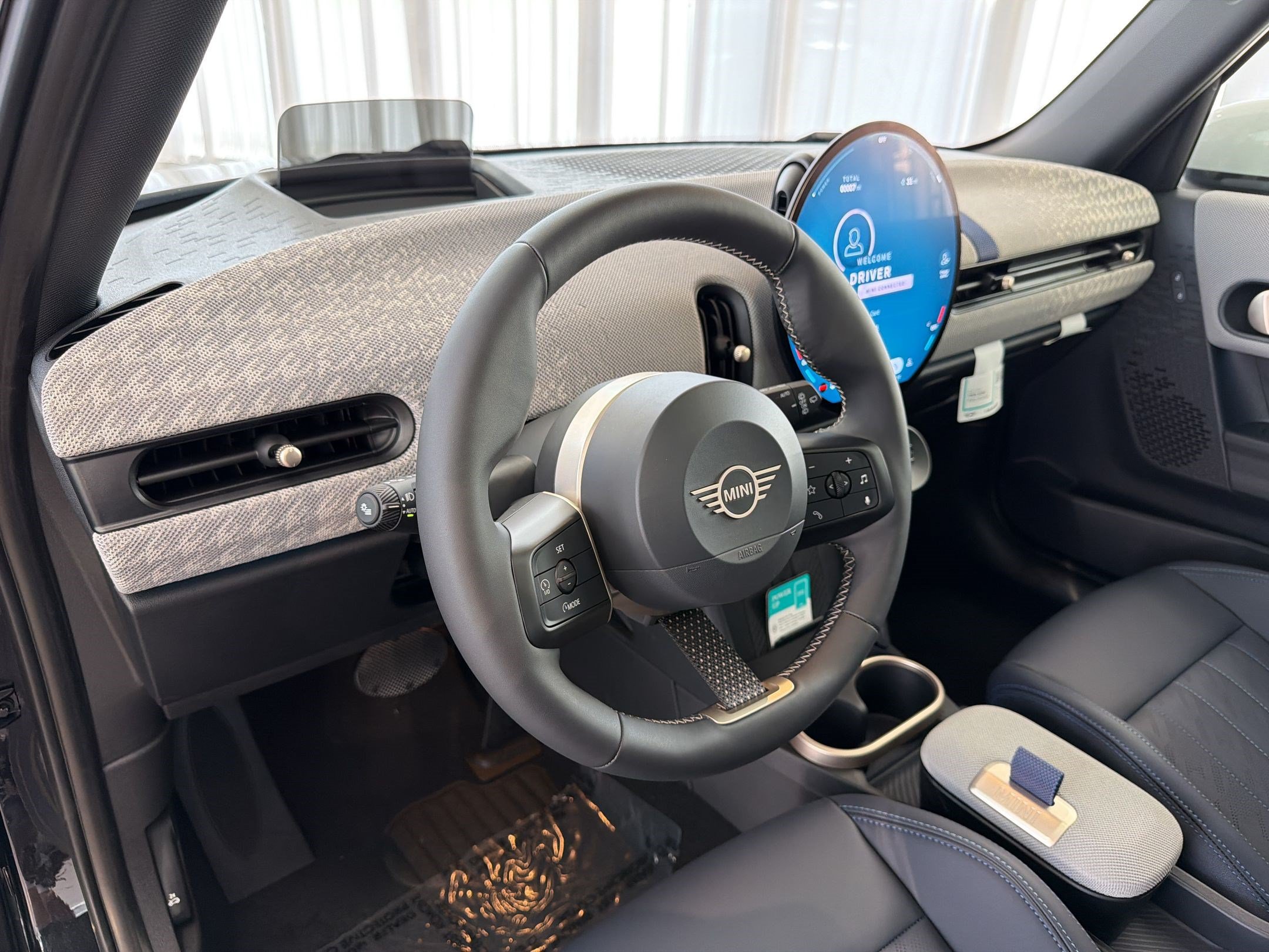 New 2026 MINI Cooper S FWD image 4