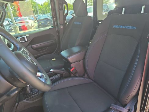 Used 2023 Jeep Wrangler Unlimited Rubicon 4xe AWD/4WD image 14