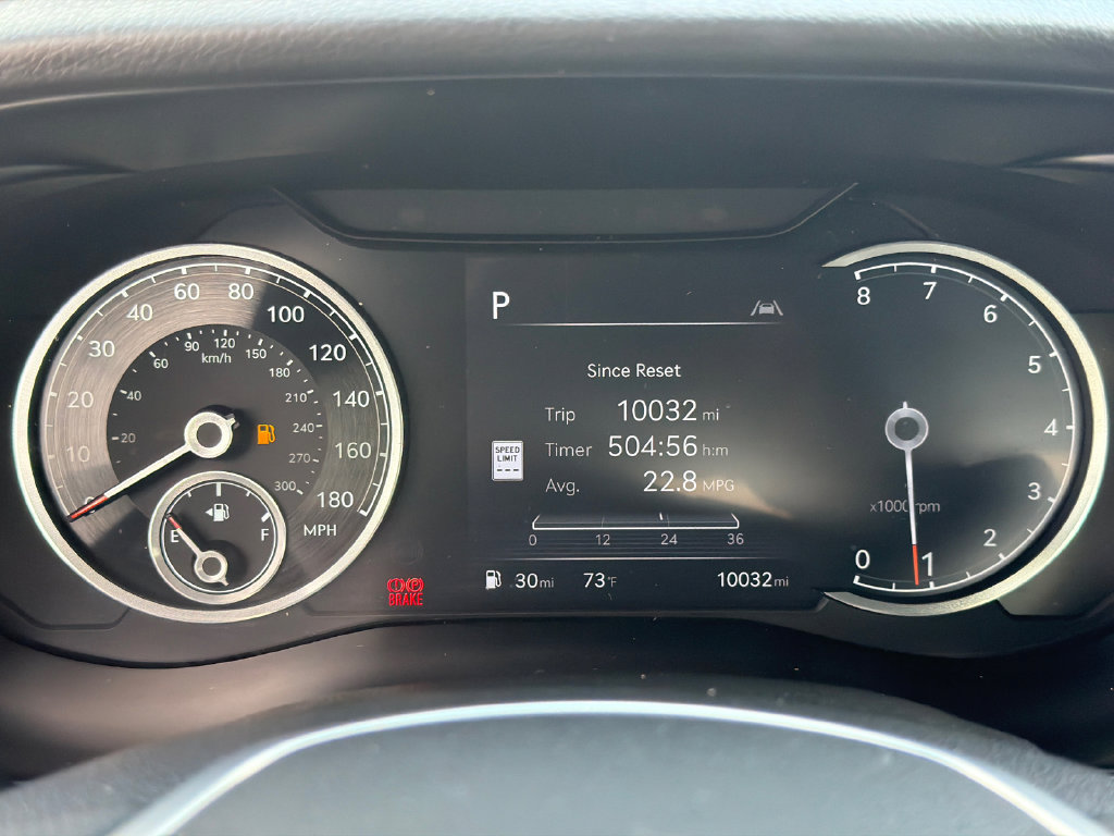 Used 2025 Genesis G70 2.5T RWD image 26