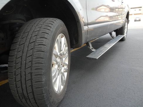 Used 2010 Ford F150 Platinum AWD/4WD image 17