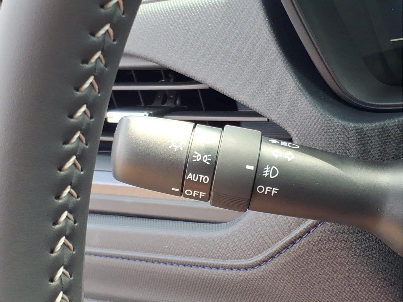 New 2026 Subaru Forester Premium AWD/4WD image 19