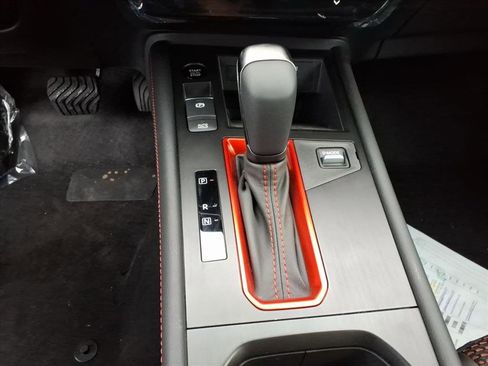 New 2026 Nissan Kicks SR image 14