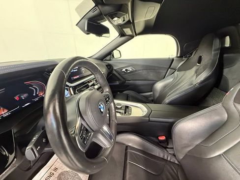Used 2019 BMW Z4 sDrive30i w/ M Sport Package RWD image 17