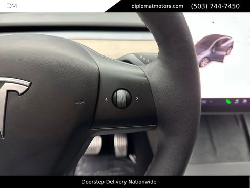 Used 2023 Tesla Model Y Long Range image 29