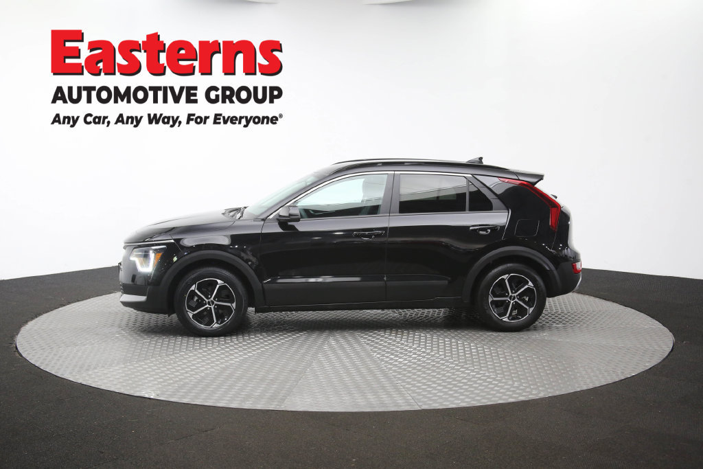 Used 2024 Kia Niro LX FWD image 59