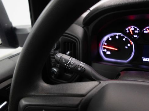 Used 2024 Chevrolet Silverado 2500 Custom w/ Custom Value Package image 41