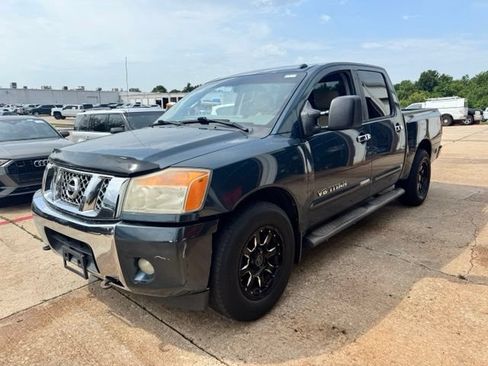 Used 2013 Nissan Titan SV w/ SV Premium Utility Pkg RWD image 4