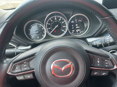 Used 2021 MAZDA CX-5 Touring image 10