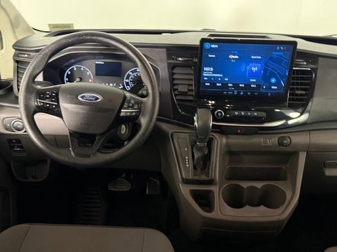 Used 2024 Ford Transit 350 XLT image 11