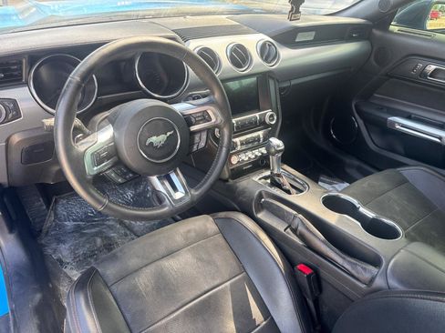 Used 2017 Ford Mustang GT Premium w/ Enhanced Security Package RWD image 17