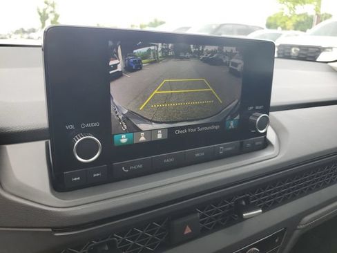 Used 2025 Honda Accord SE image 19