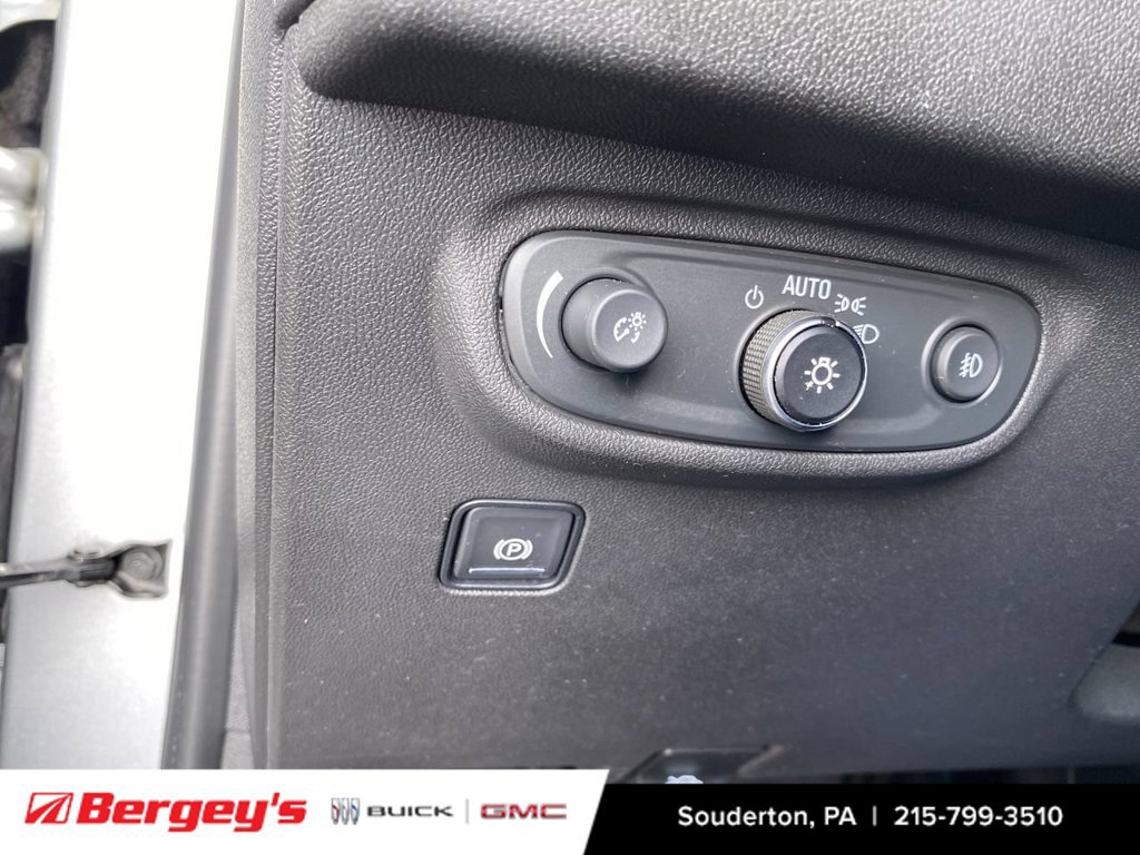Used 2020 GMC Terrain SLT w/ Preferred Package AWD/4WD image 21