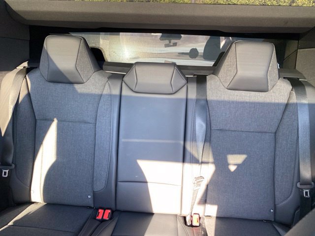 Used 2026 Tesla Cybertruck AWD Crew Cab image 22