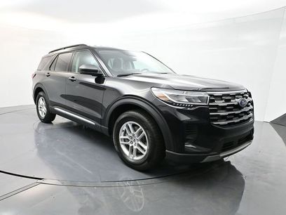 New 2025 Ford Explorer Active