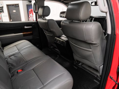 Used 2010 Toyota Tundra Platinum image 41