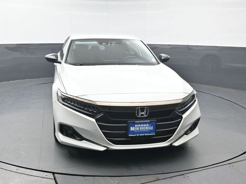 Certified 2022 Honda Accord Sport image 10