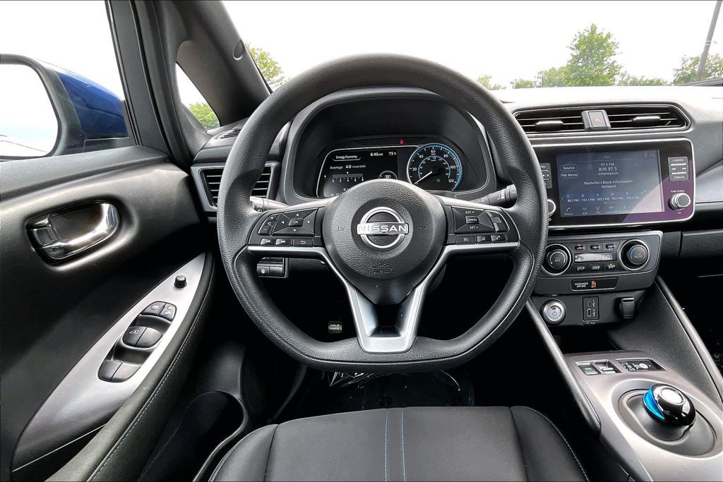 Used 2025 Nissan Leaf S FWD image 10