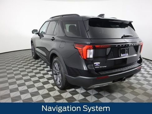 New 2026 Ford Explorer Active w/ Active Comfort Package image 5