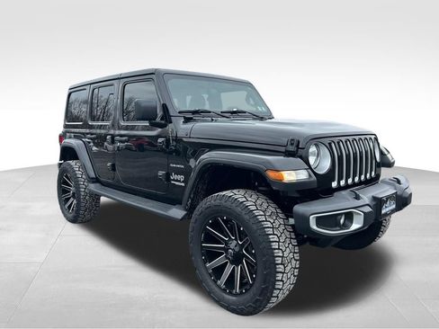 Used 2020 Jeep Wrangler Unlimited Sahara w/ Uconnect 4C Nav & Sound Group image 27