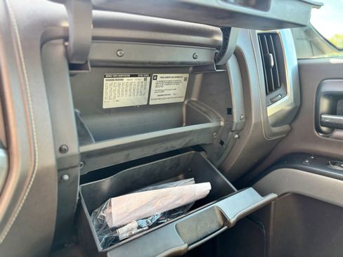 Used 2014 Chevrolet Silverado 1500 LTZ Z71 AWD/4WD image 21