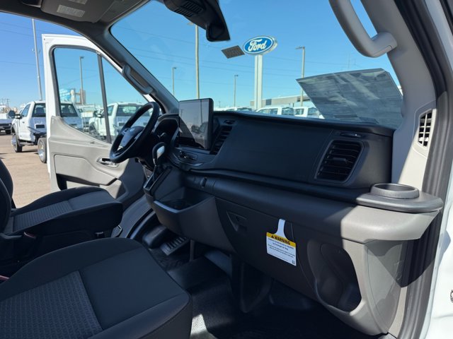 New 2027 Ford Transit 250 148 Medium Roof w/ Load Area Protection Package RWD image 16