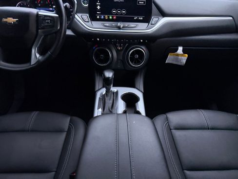 Used 2024 Chevrolet Blazer LT w/ LPO, Black Grille Bar Package image 19