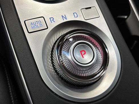 Used 2025 Genesis GV70 2.5T w/ Select Package image 22