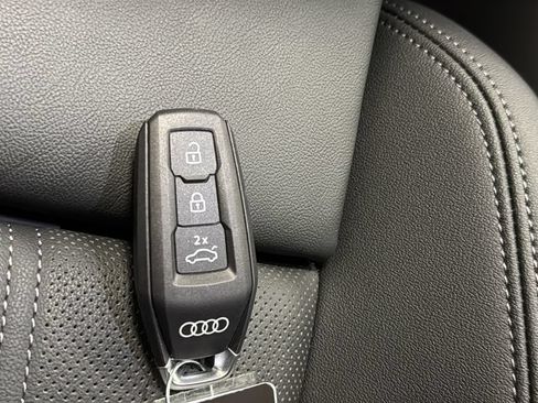 Used 2025 Audi A5 2.0T Prestige w/ 19" Wheel Package AWD/4WD image 39