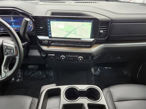 Used 2025 Chevrolet Silverado 2500 LT w/ All Star Edition image 12