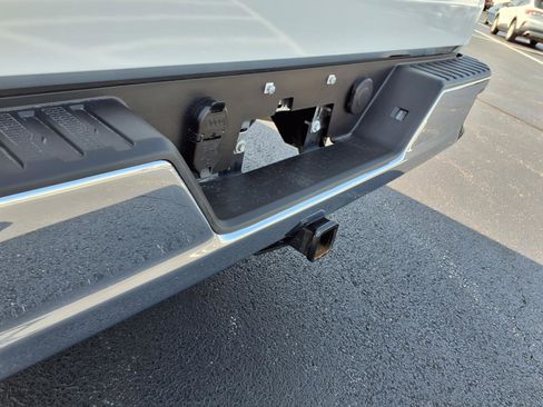 Used 2025 Chevrolet Silverado 1500 W/T image 21