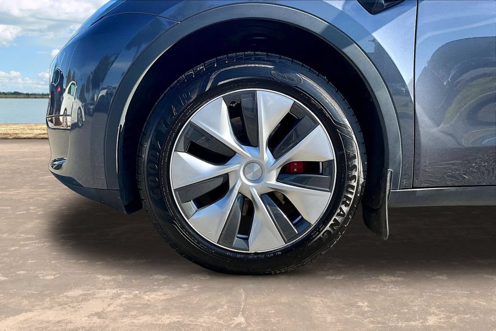 Used 2022 Tesla Model Y Performance AWD/4WD image 31