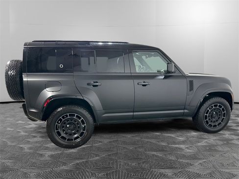New 2026 Land Rover Defender 110 image 6
