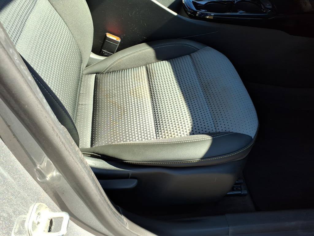 Used 2024 Chevrolet Trax LT FWD image 14