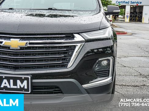 Used 2023 Chevrolet Traverse LT AWD/4WD image 18