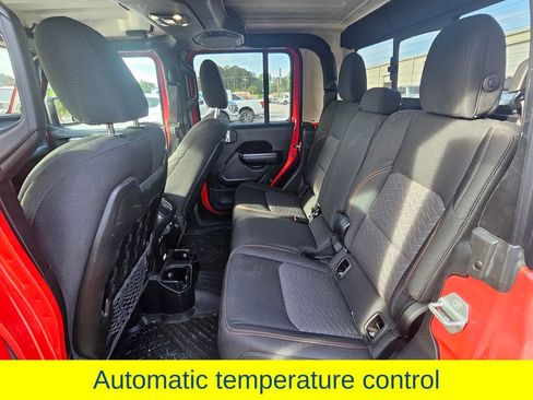 Used 2021 Jeep Gladiator Mojave w/ Trailer Tow Package image 17