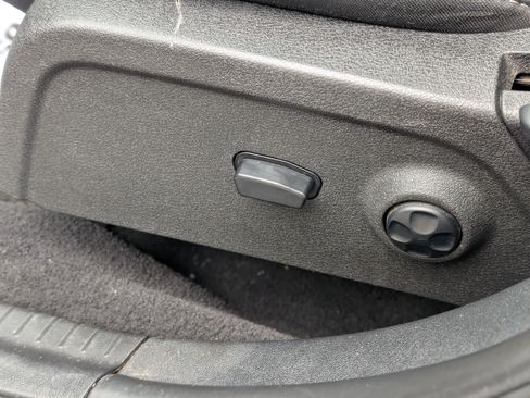 Used 2019 Dodge Journey Crossroad image 29