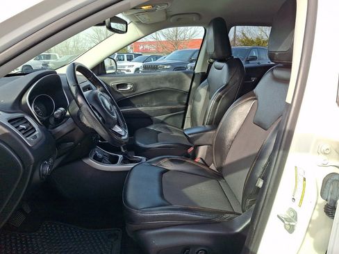 Used 2020 Jeep Compass Latitude w/ Popular Equipment Group image 23