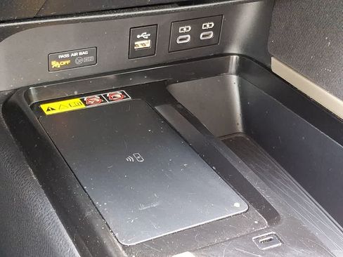 Used 2025 Toyota Camry LE FWD image 25