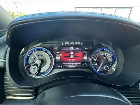 Used 2021 RAM 2500 Limited AWD/4WD image 46