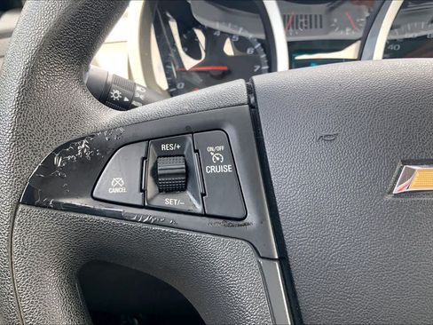 Used 2017 Chevrolet Equinox LS FWD image 24