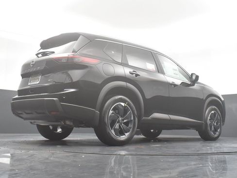 New 2026 Nissan Rogue SV w/ SV Premium Package image 31