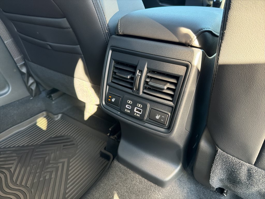 New 2026 Subaru Outback Limited AWD/4WD image 34