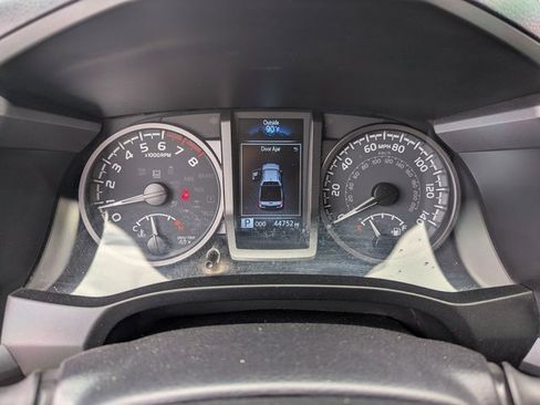 Used 2023 Toyota Tacoma TRD Off-Road w/ Technology Package image 23