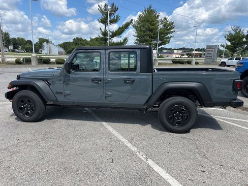New 2025 Jeep Gladiator Sport image 20