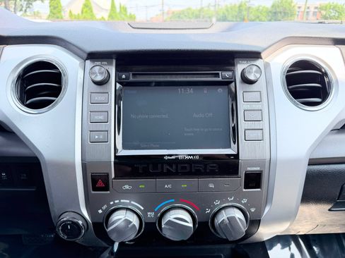 Used 2015 Toyota Tundra SR5 w/ TRD Off Road Package AWD/4WD image 29